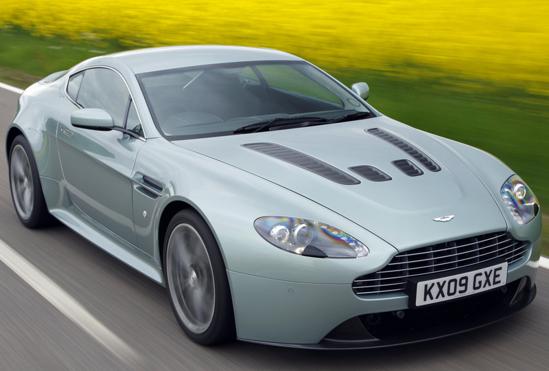Illustration for article titled 2010 Aston Martin V12 Vantage: Driven
